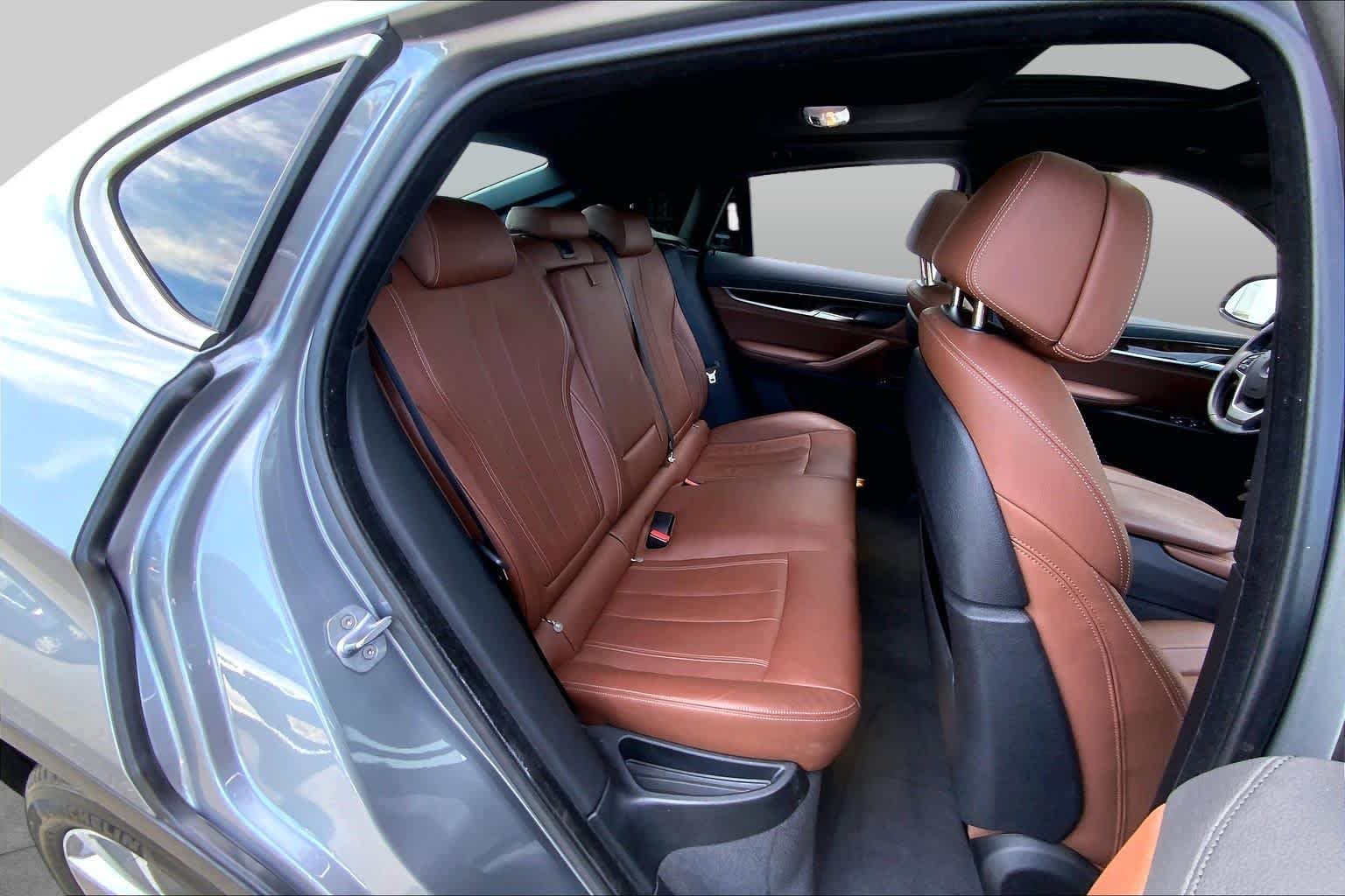 Used 2019 Space Gray Metallic BMW xDrive35i image 19