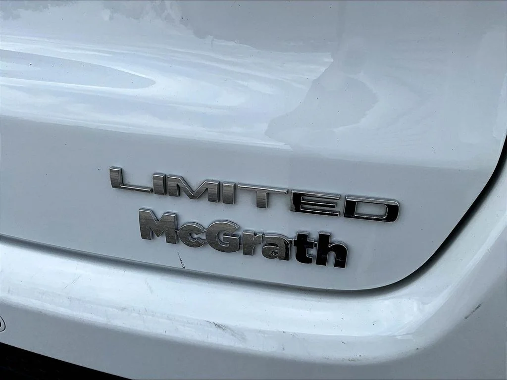 Certified Used 2025 White Jeep Limited image 27