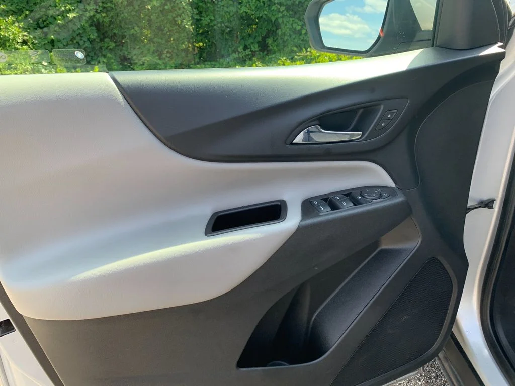 Used 2021 Silver Chevrolet LT image 12