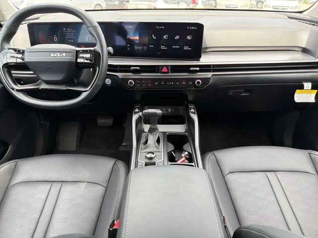 New 2026 White Kia S image 9