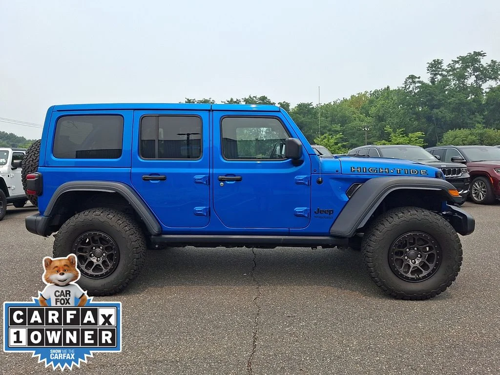 Certified Used 2022 Blue Jeep Unlimited High Tide image 7