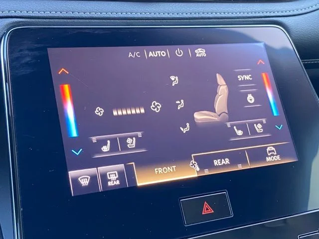 2025 INFINITI QX80 Sensory 4WD - Photo 11