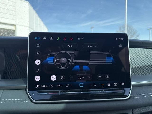 New 2026 Platinum Gray Volkswagen 2.0T SE image 21