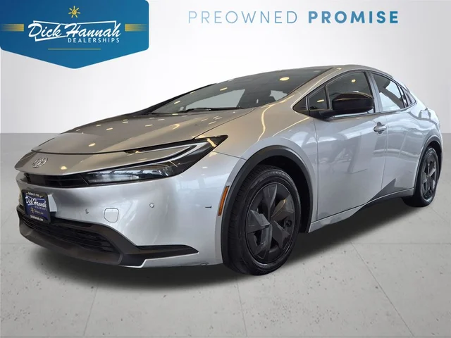 2025 Toyota Prius LE