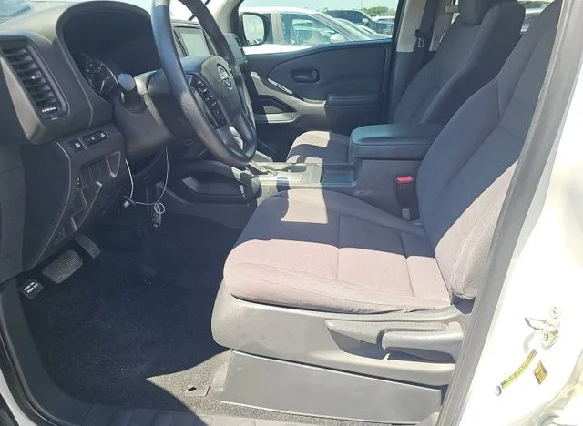 Used 2022 White Nissan S image 6