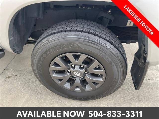 Certified Used 2021 SILVER SKY METALLIC Toyota  image 14