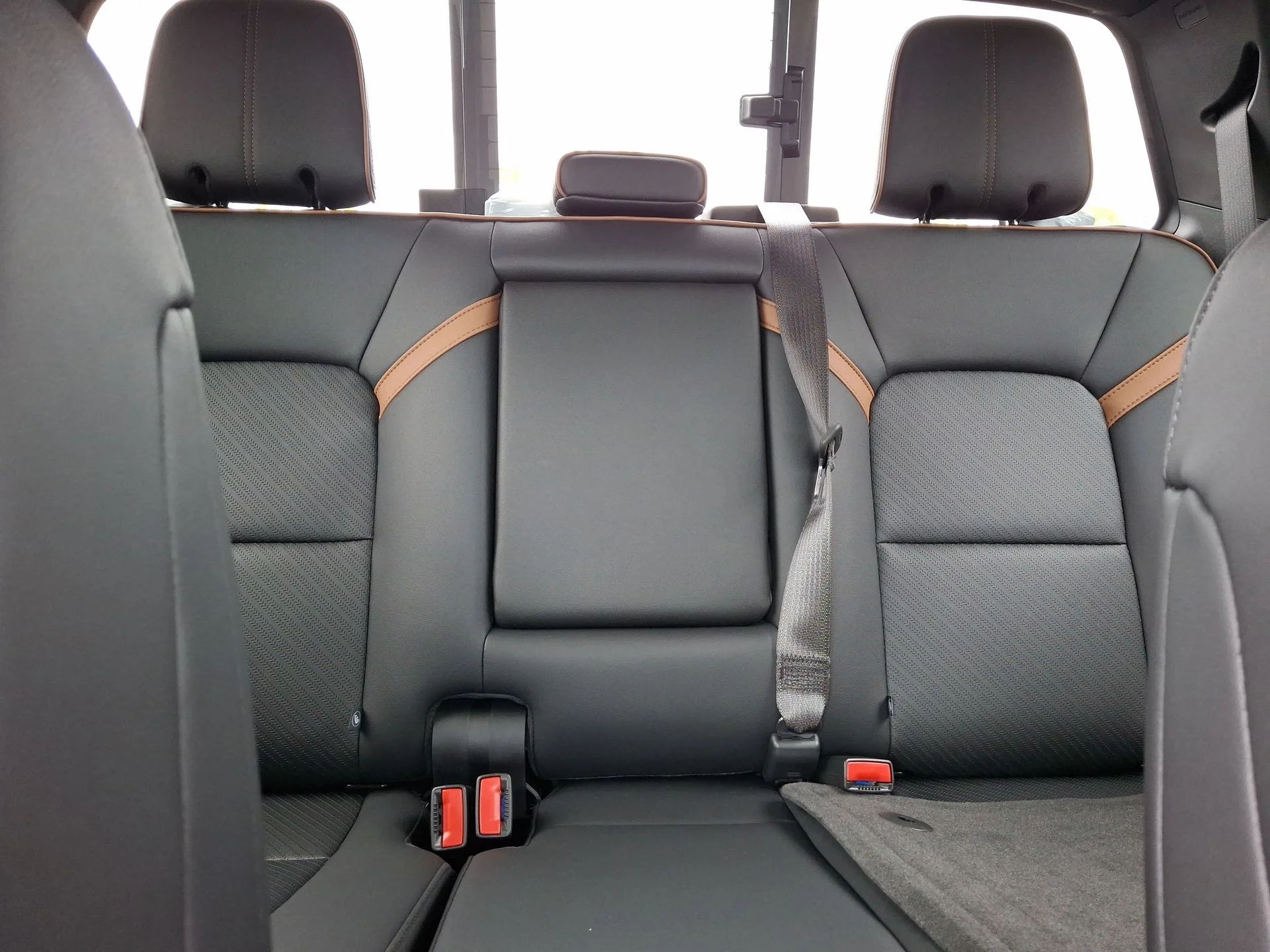 2026 GMC Canyon AT4 - Photo 13