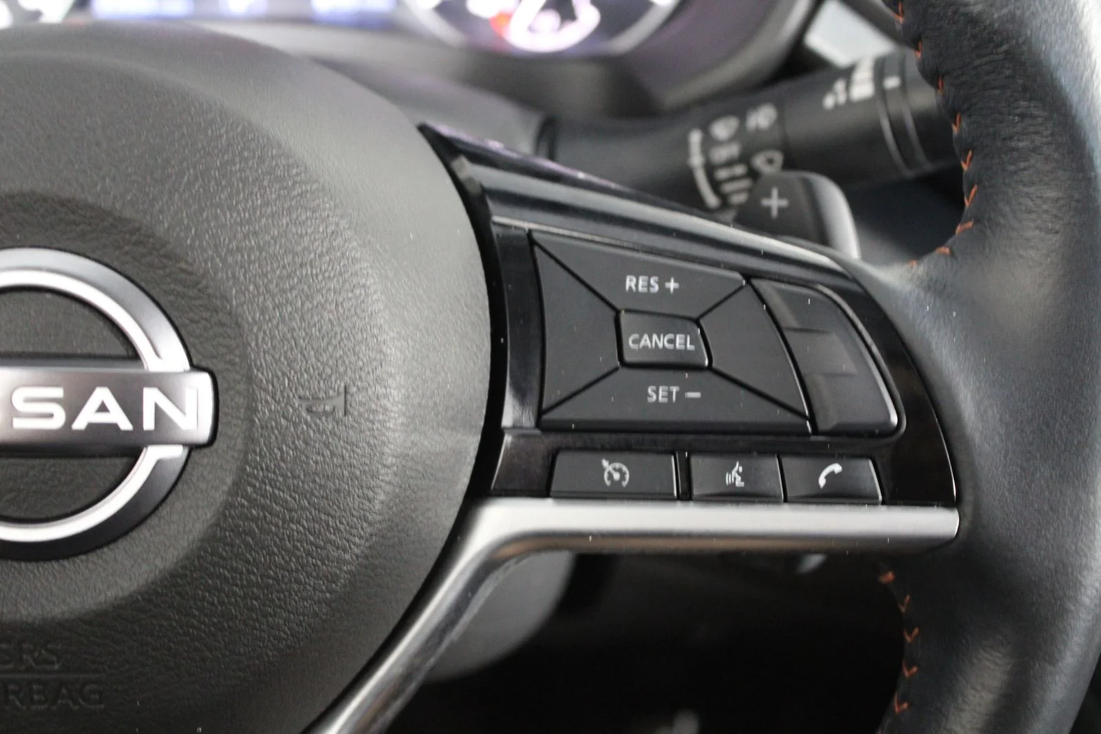 Used 2023 Gray Nissan 2.5 SR image 42