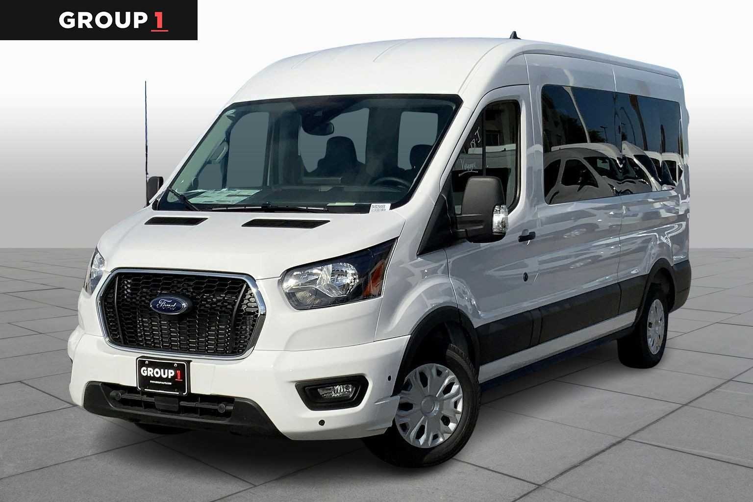 2025 Ford Transit 350 XLT Med Roof Sliding Pass. 148's photo