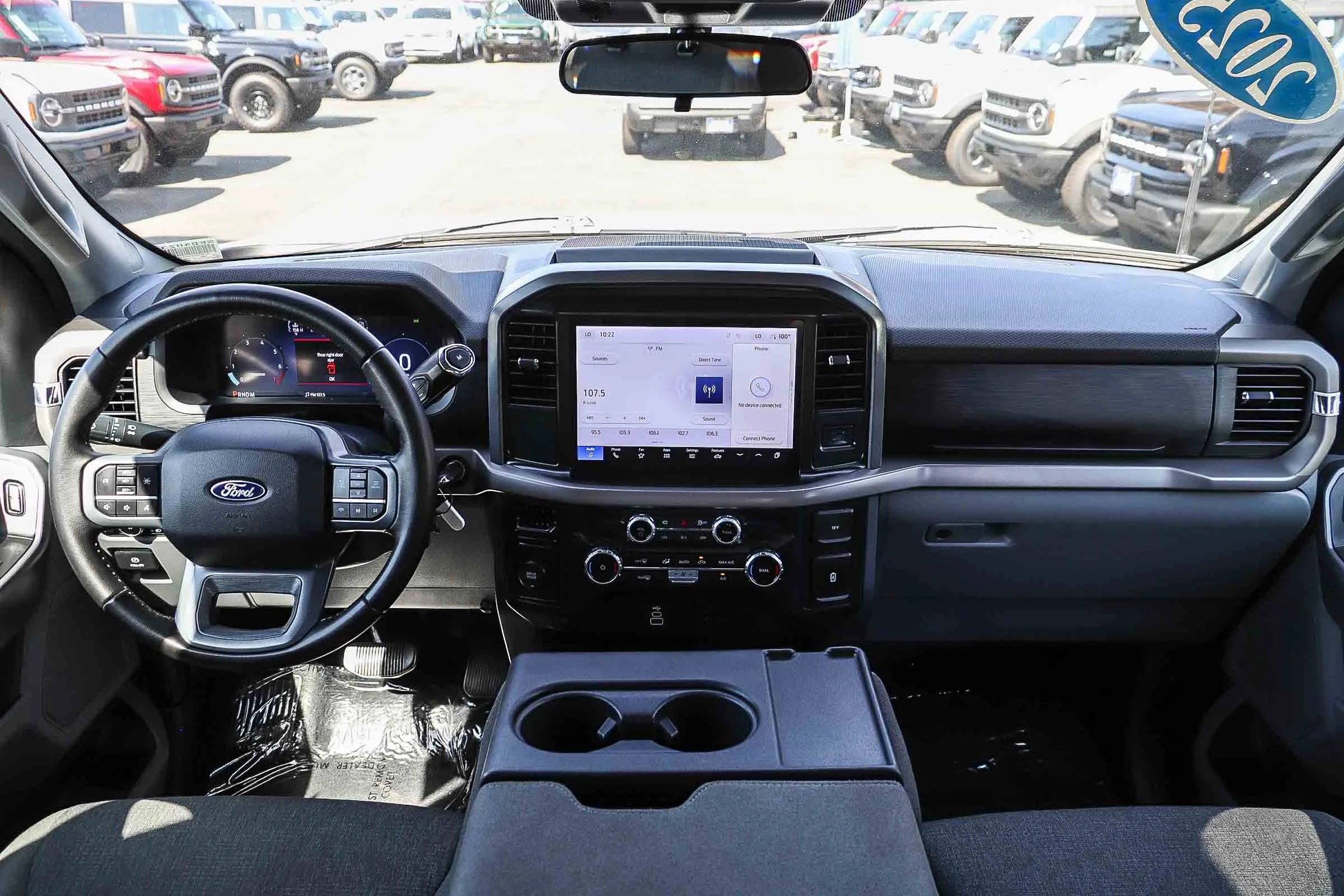 Certified Used 2025 Oxford White Ford XLT image 20