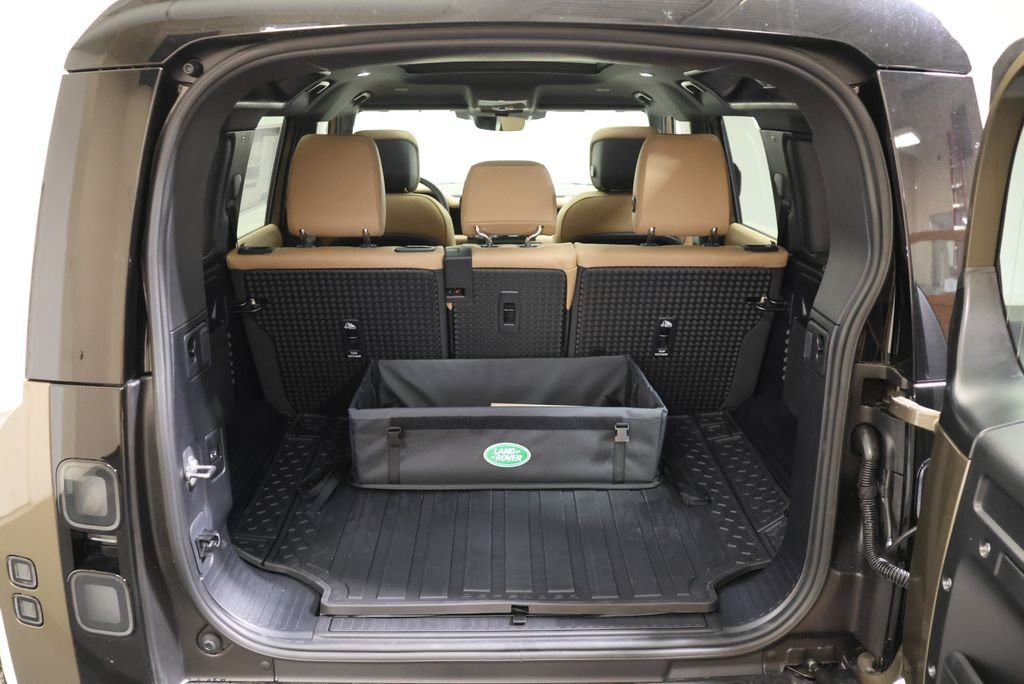 2026 Land Rover Defender X-Dynamic SE - Photo 48