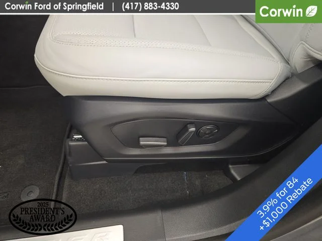 New 2026 Carbonized Gray Metallic Ford Platinum™ image 43