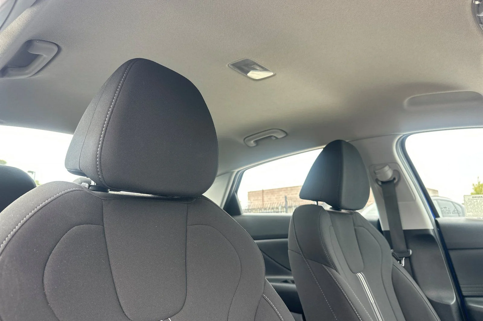 Used 2023 Blue Hyundai SEL image 17