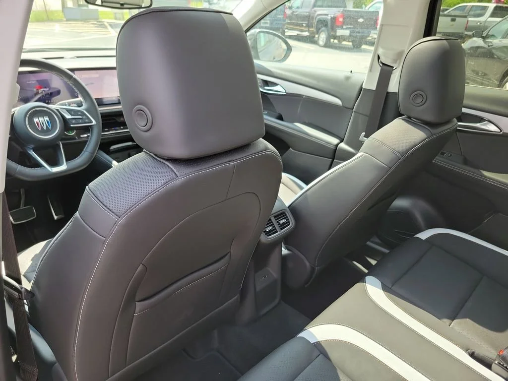 2026 Buick Envision Sport Touring - Photo 25