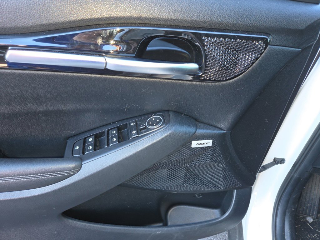 Used 2023 White Kia SX image 13