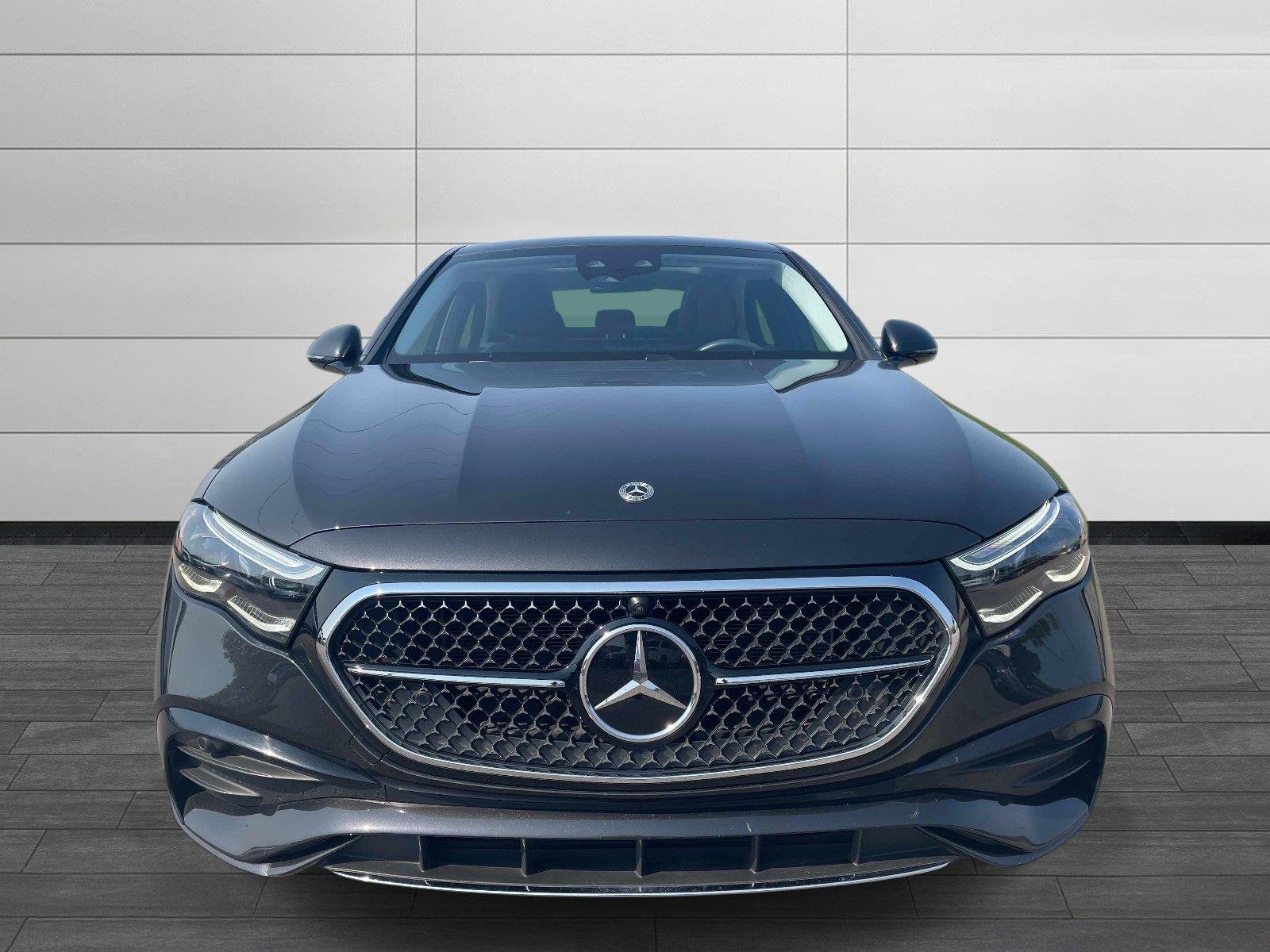 Certified Used 2025 Graphite Grey Metallic Mercedes-Benz E 450 image 8