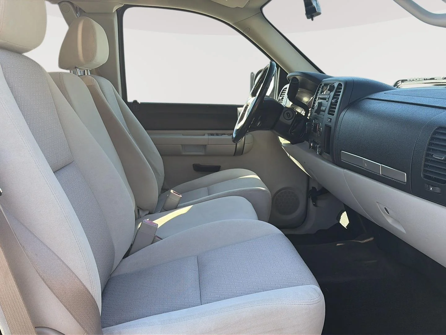 Used 2009 Blue Granite Metallic Chevrolet LT image 29