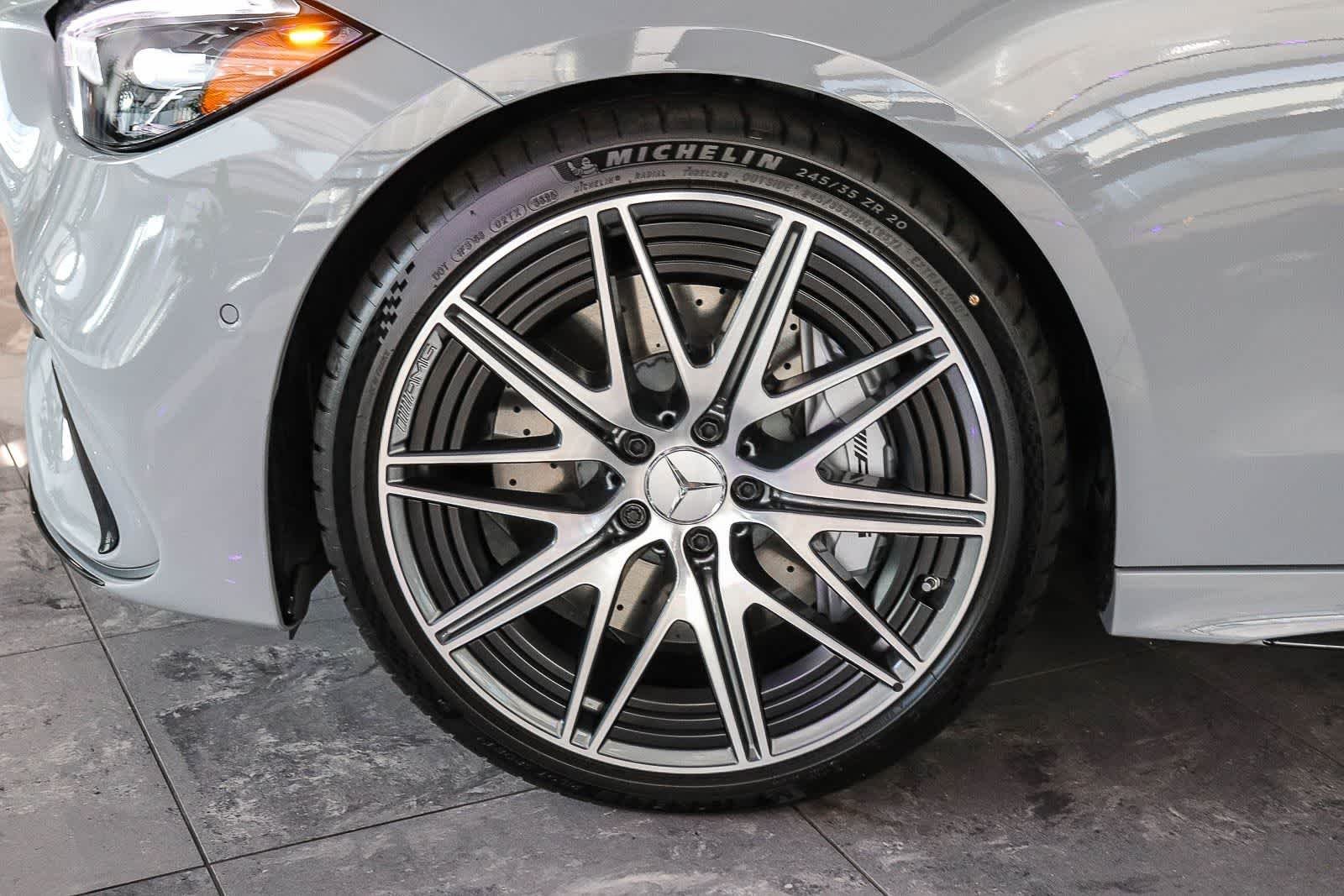 New 2026 MANUFAKTUR Alpine Grey Mercedes-Benz AMG® C 43 image 9