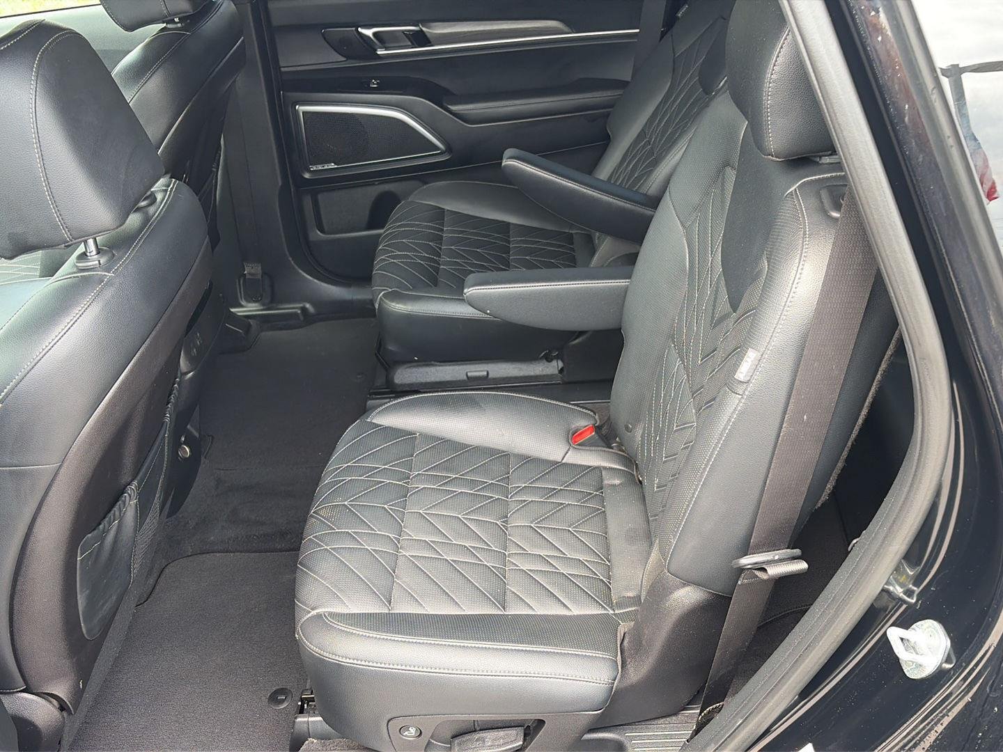 Used 2023 Black Kia SX X-Line image 11