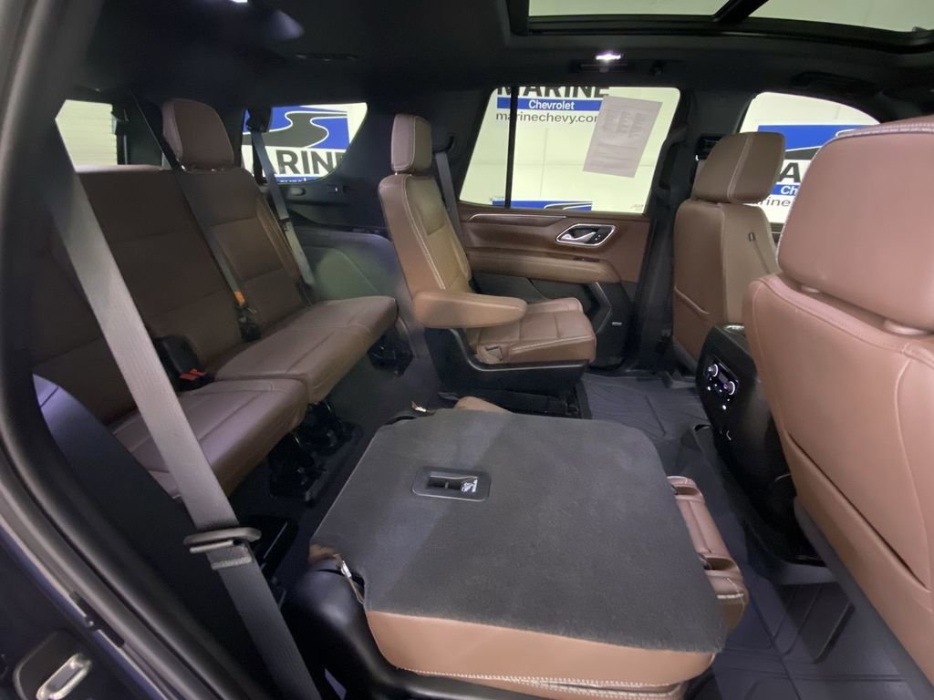 Used 2024 Dark Ash Metallic Chevrolet High Country image 34