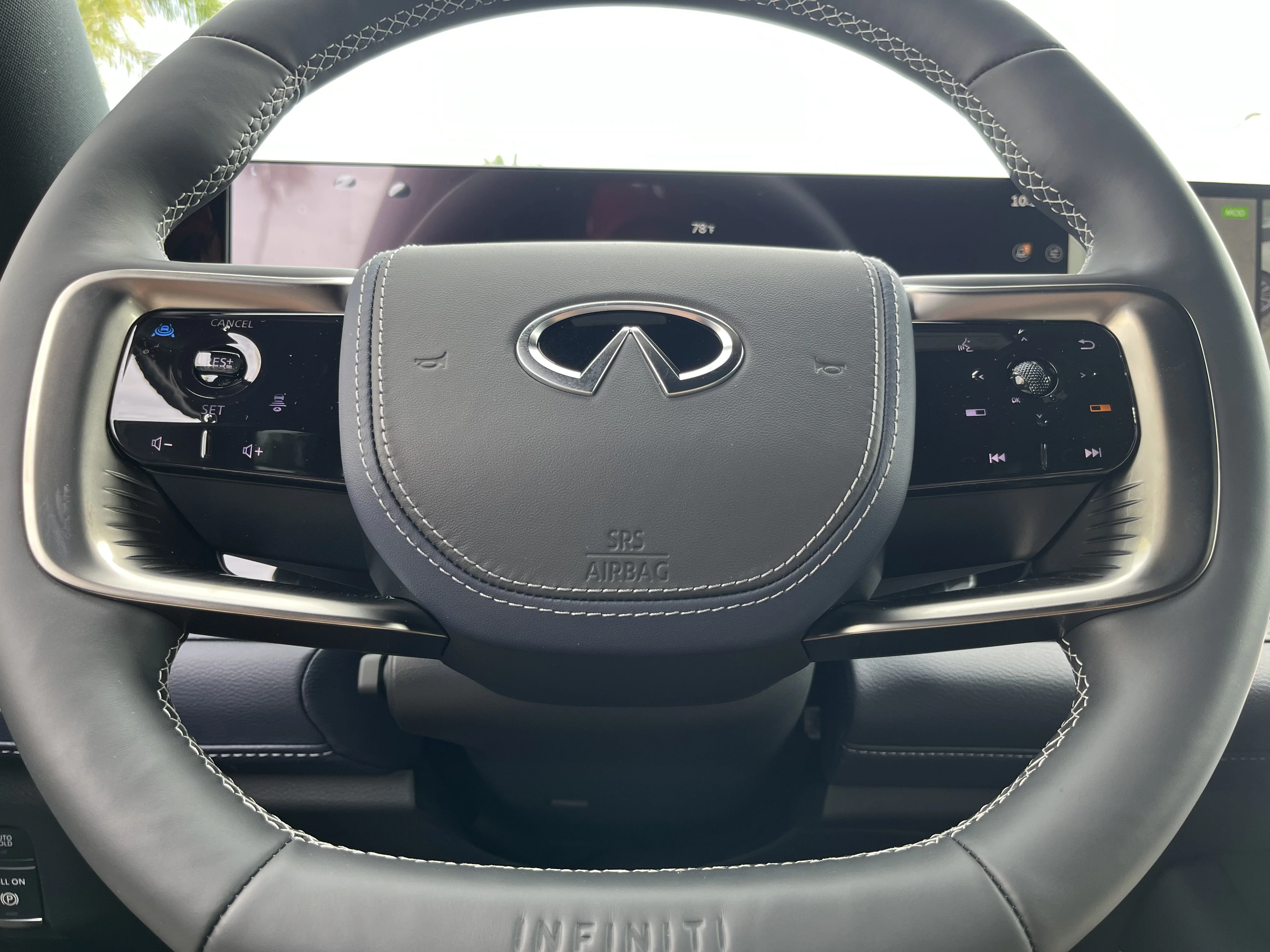 New 2027 Radiant White INFINITI SPORT image 20