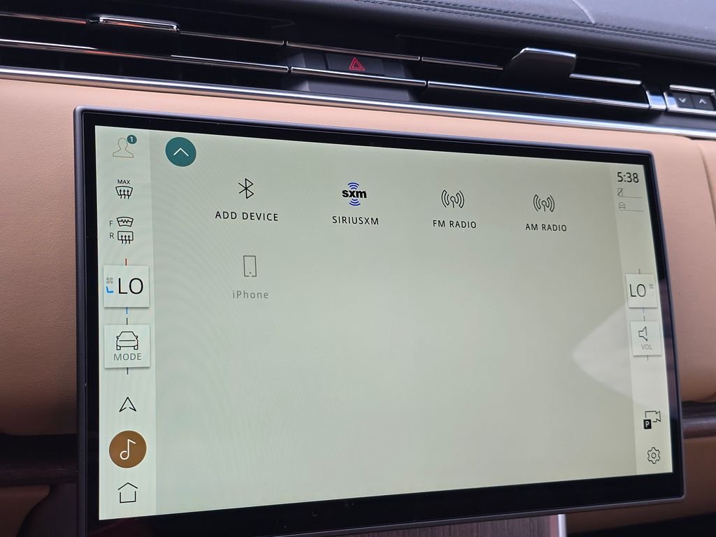 New 2026  Land Rover SE image 33