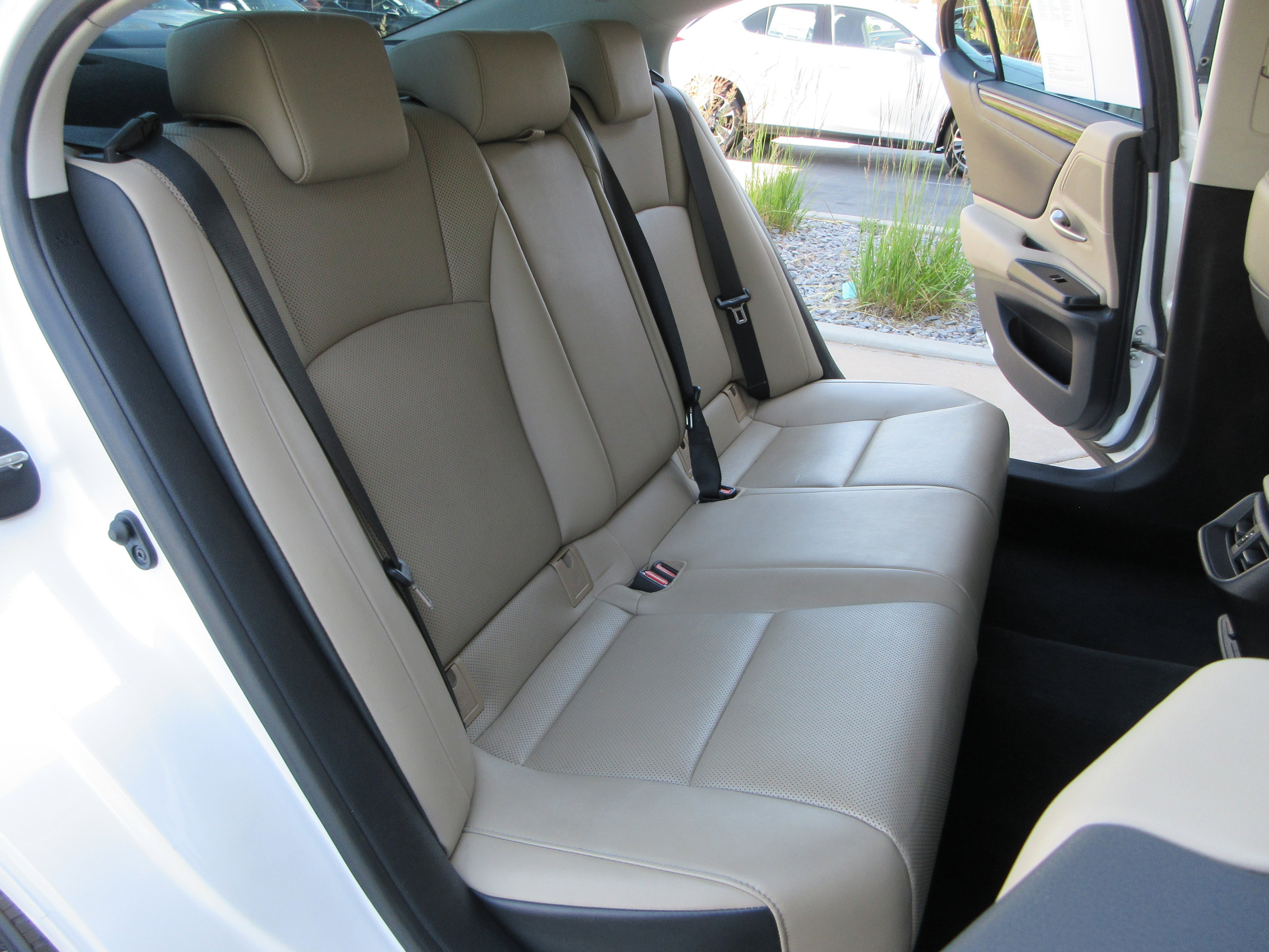 Used 2021 White Lexus 250 image 19