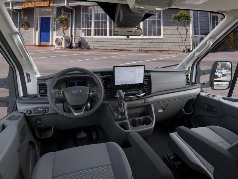 New 2026 Oxford White Ford XLT image 9