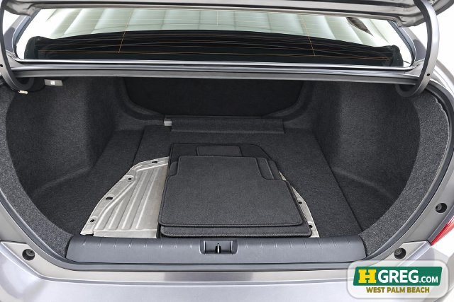 Used 2020 Sonic Gray Pearl Honda LX image 13