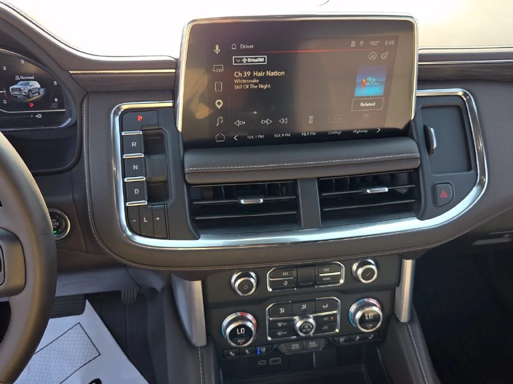 Used 2023 MIDNIGHT BLUE METALLIC GMC SLT image 28