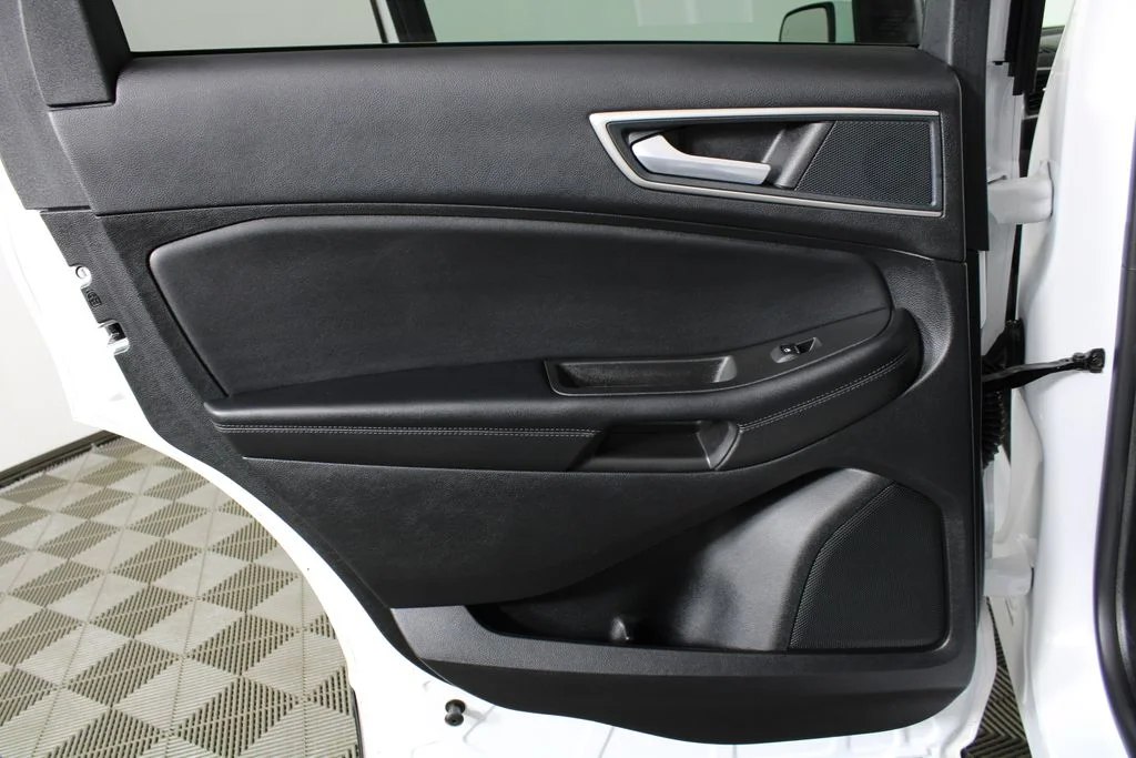 Used 2024 White Ford SEL image 13