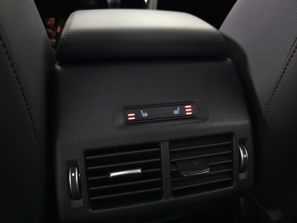 2020 JAGUAR E-PACE - Image 31