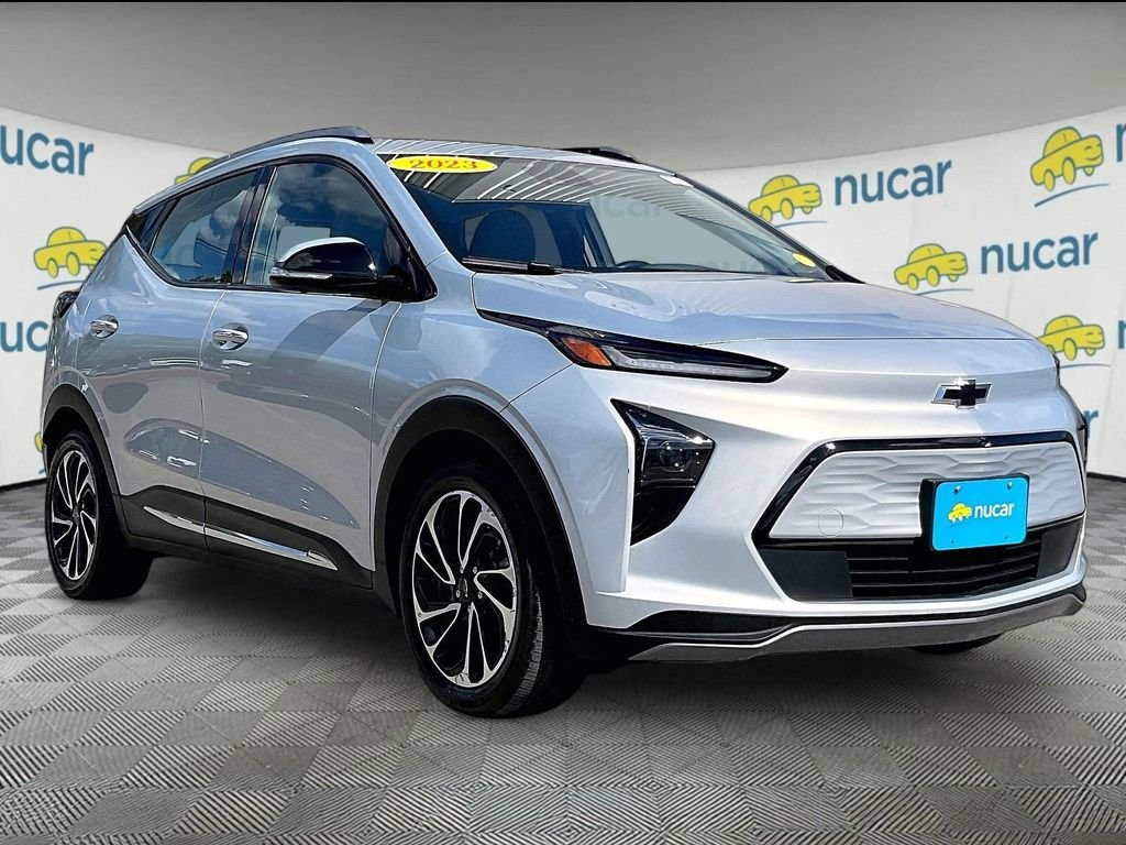 2023 Chevrolet Bolt EUV Premier's photo