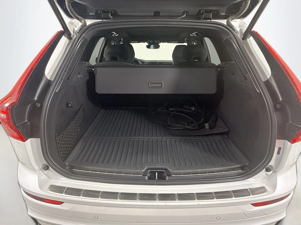 Certified Used 2024 White Volvo Ultimate image 22
