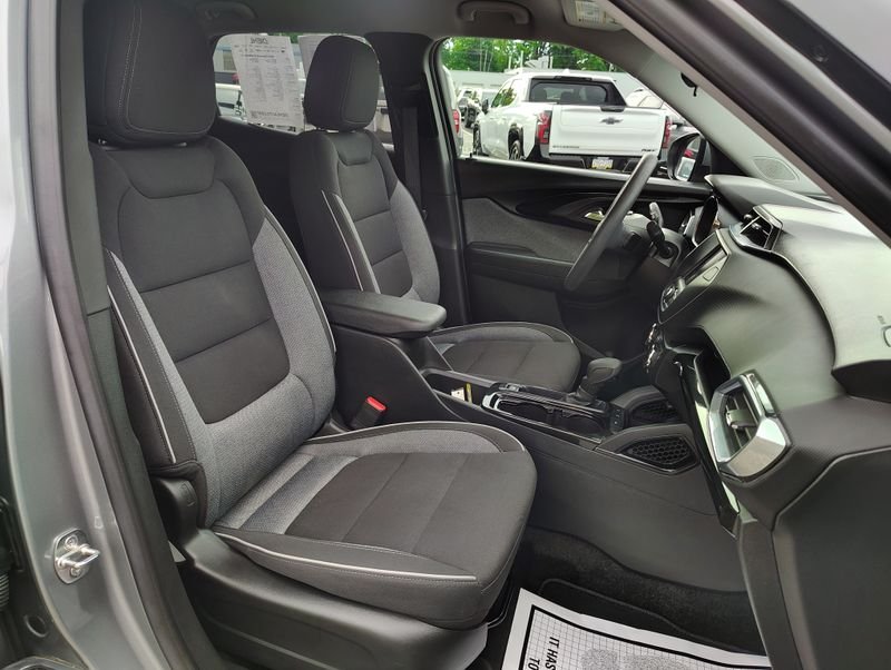 Used 2023 Gray Chevrolet LT image 20