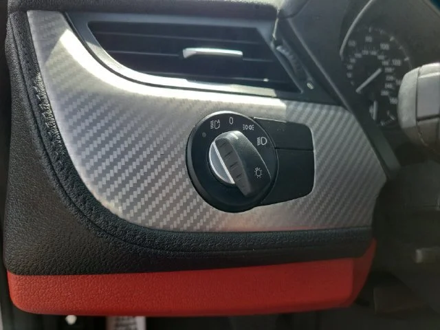 2011 BMW Z4 sDrive30i - Photo 21