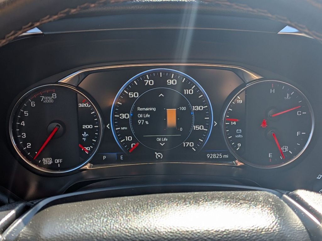Used 2022 Iron Gray Metallic Chevrolet Premier image 11