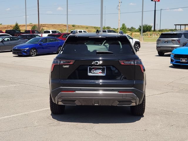 New 2027 Mosaic Black Metallic Chevrolet ACTIV image 6