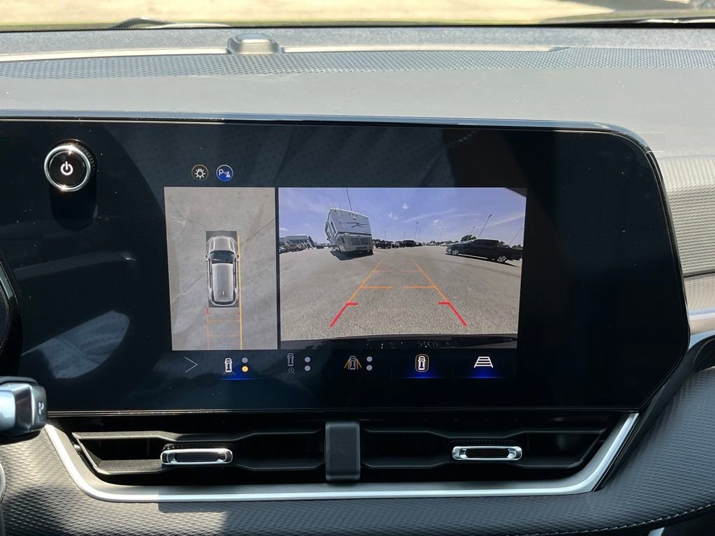 2026 Chevrolet Equinox LT - Photo 27
