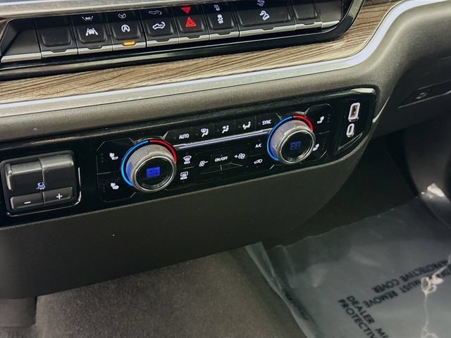 Used 2023 Summit White Chevrolet RST image 16