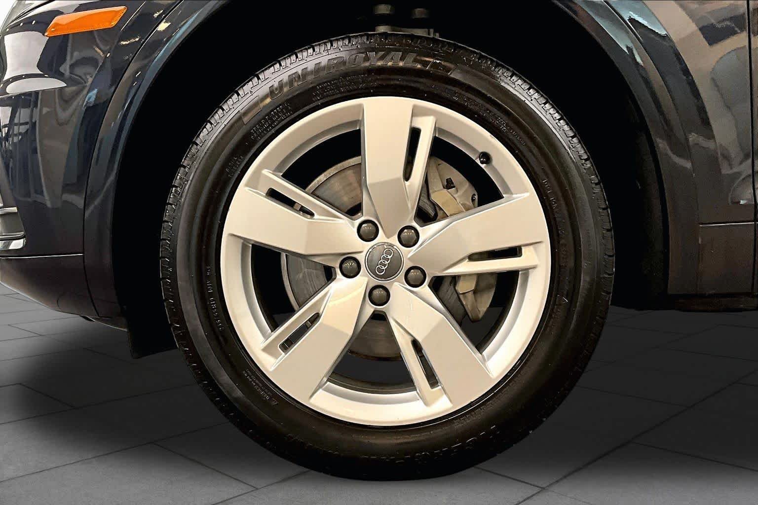 Used 2019 Moonlight Blue Metallic Audi Premium Plus image 11
