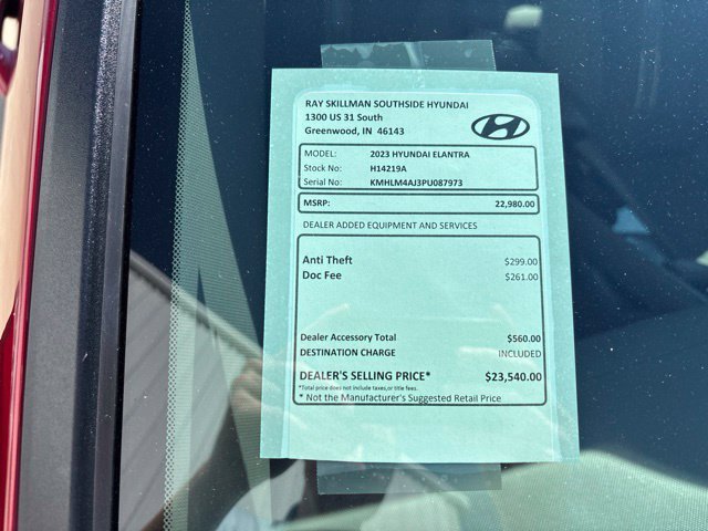Used 2023 Ultimate Red Hyundai Blue image 2