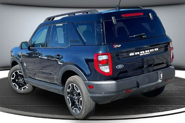 Certified Used 2023 Blue Metallic Ford Outer Banks image 4