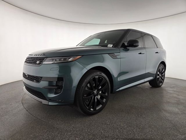 Used 2025 Green Land Rover Dynamic SE image 27