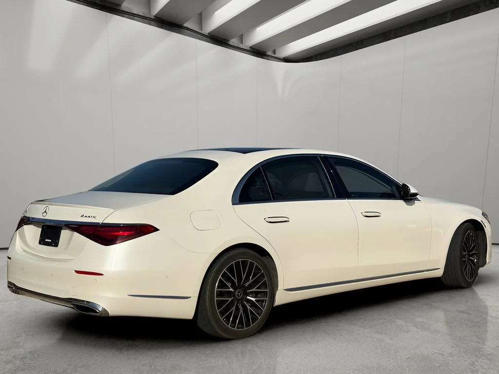 Used 2023 MANUFAKTUR Diamond White Mercedes-Benz S500 4MATIC® image 6