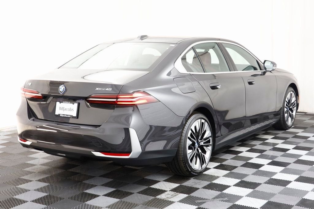 2025 BMW i5 40 - Photo 19