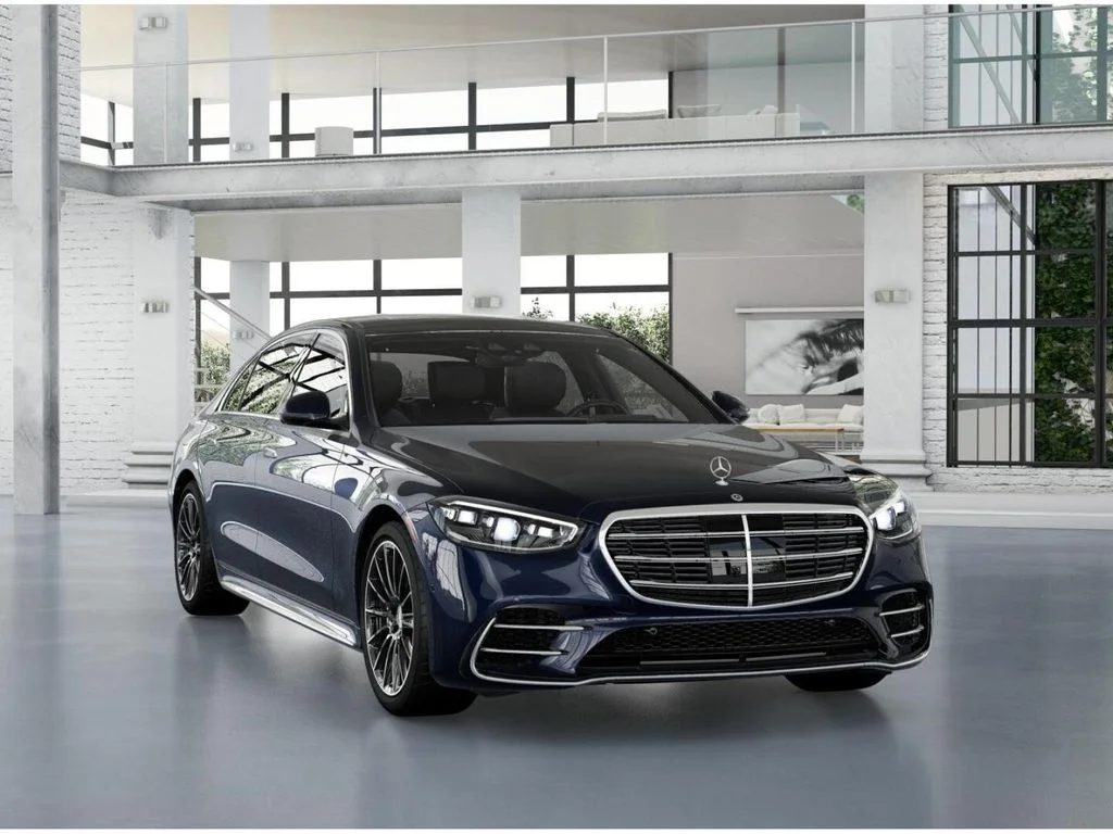 New 2026 Blue Mercedes-Benz S 580e image 9