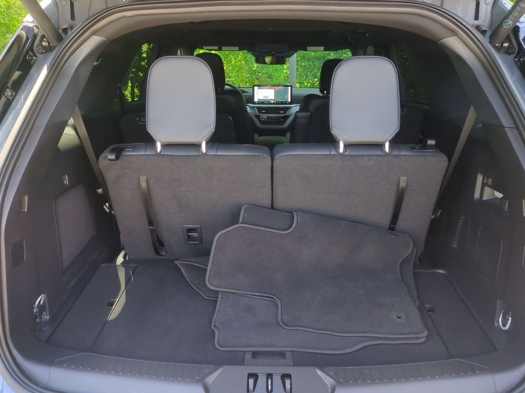 Used 2025 Blue Ford ST-Line image 27