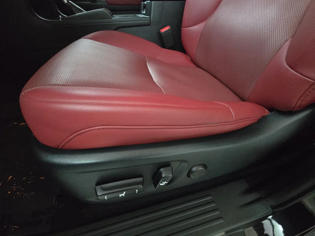 Certified Used 2022 Black Lexus 460 image 33