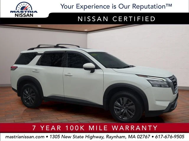 2023 Nissan Pathfinder SV